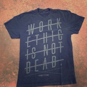 Women’s SMALL FLAGNORFAIL TEE
